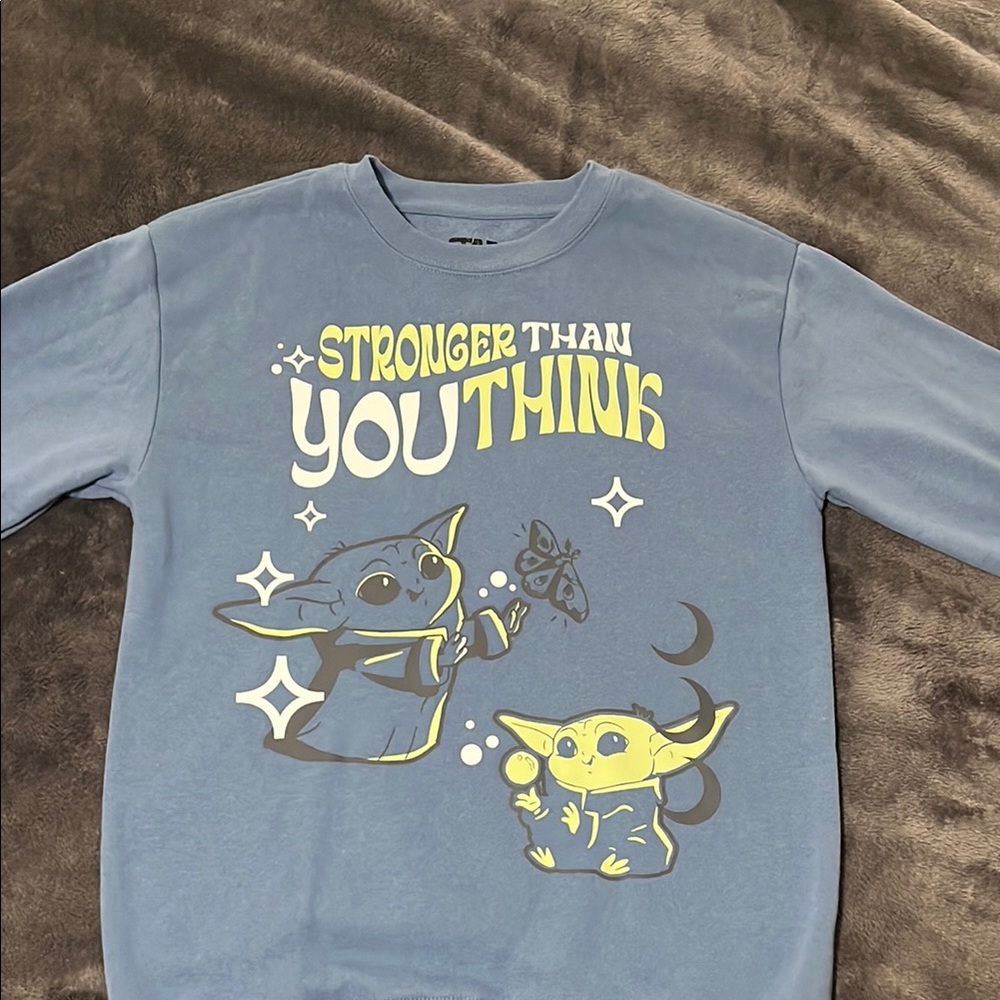 Star Wars Blue Sweatshirt with Encouraging Graphic